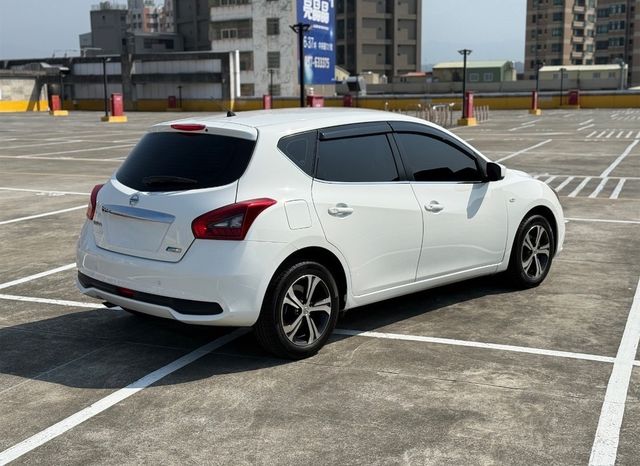 NISSAN日產 TIIDA  第7張相片