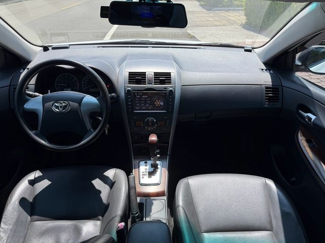 TOYOTA豐田 ALTIS  第4張相片