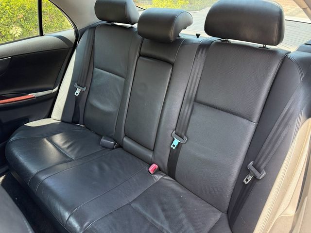 TOYOTA豐田 ALTIS  第6張相片