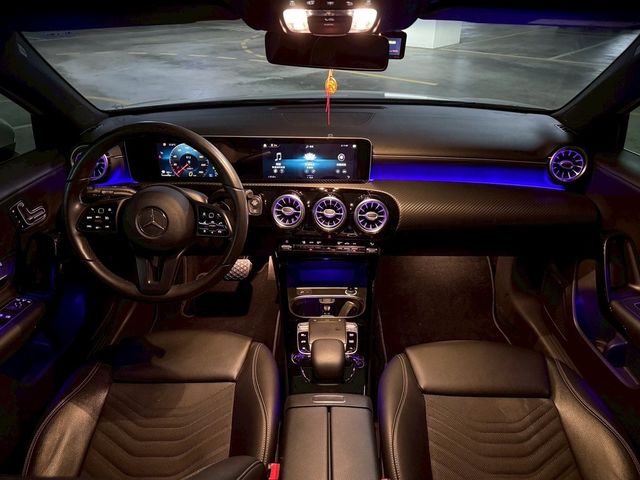 M-BENZ賓士 A180  第5張相片