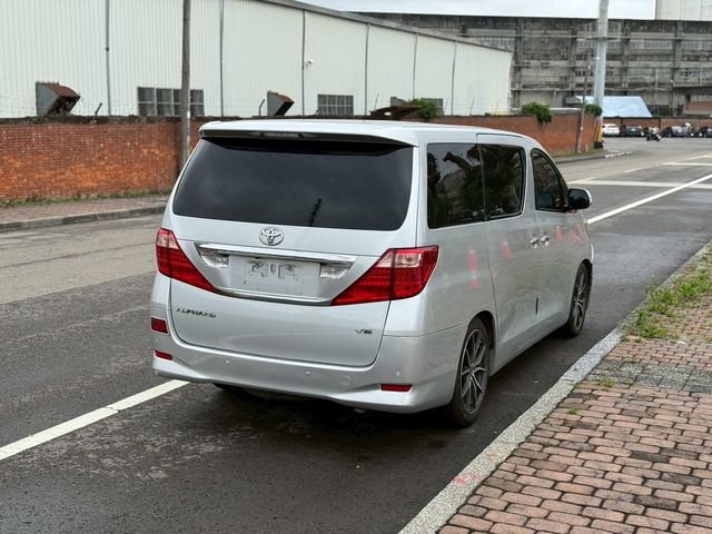 TOYOTA豐田 ALPHARD  第3張相片
