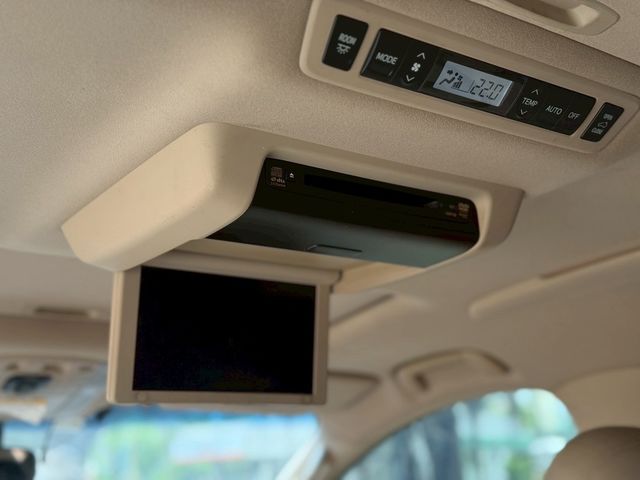 TOYOTA豐田 ALPHARD  第9張相片