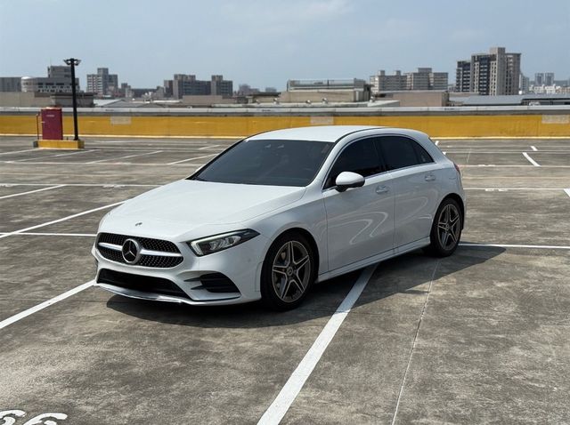 M-BENZ賓士 A180  第1張相片