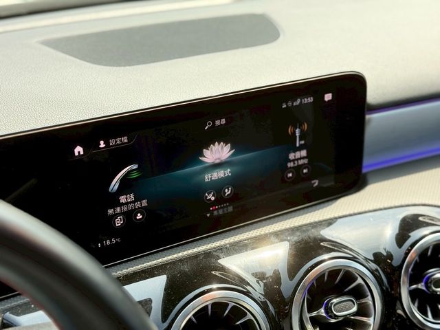 M-BENZ賓士 A180  第13張相片