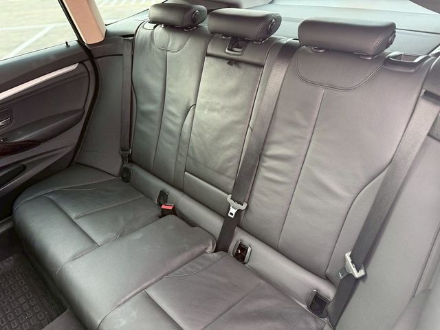 BMW寶馬 328I GT  第7張相片