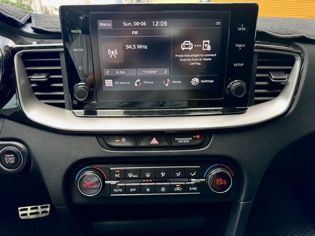KIA起亞 CEED  第14張相片