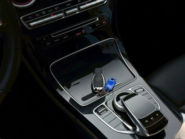 M-BENZ賓士 C250  第14張相片