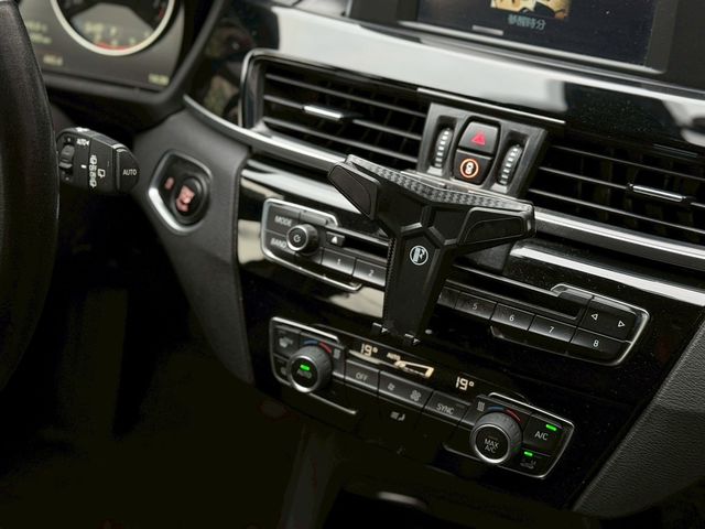 BMW寶馬 X1  第13張相片