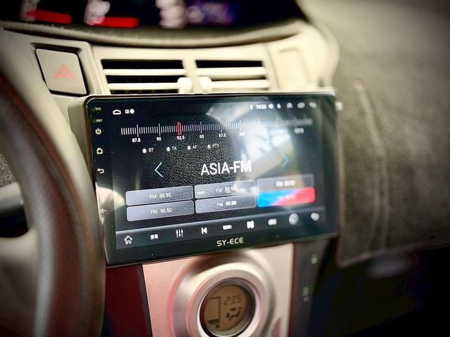 TOYOTA豐田 YARIS  第7張相片