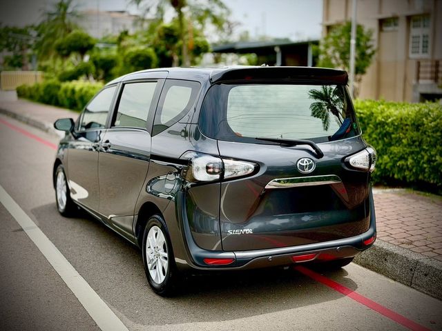 TOYOTA豐田 SIENTA  第5張相片