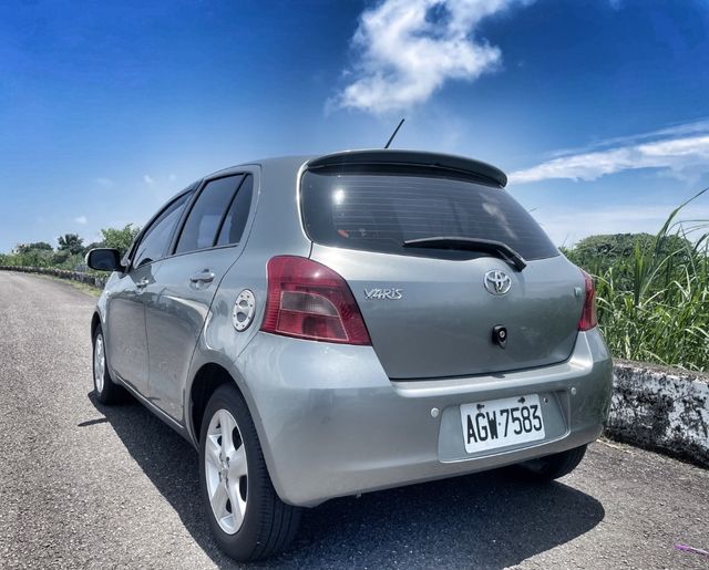 TOYOTA豐田 YARIS  第2張相片