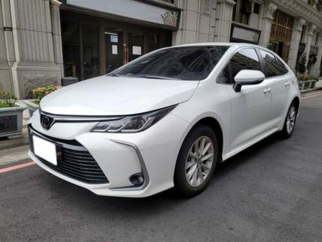 TOYOTA豐田 ALTIS  第6張相片