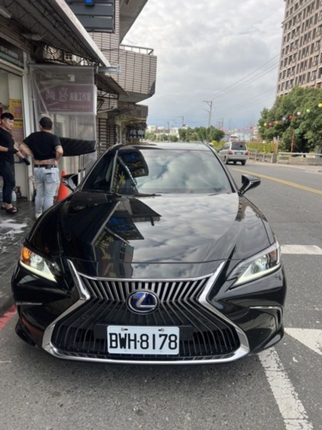 LEXUS凌志 ES300H  第1張相片