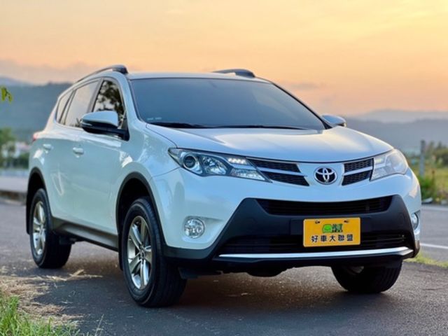 TOYOTA豐田 RAV4  第6張相片