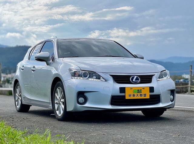 LEXUS凌志 CT200H  第1張相片