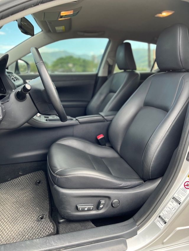 LEXUS凌志 CT200H  第3張相片
