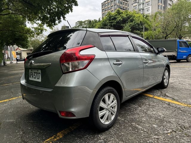 TOYOTA豐田 YARIS  第2張相片