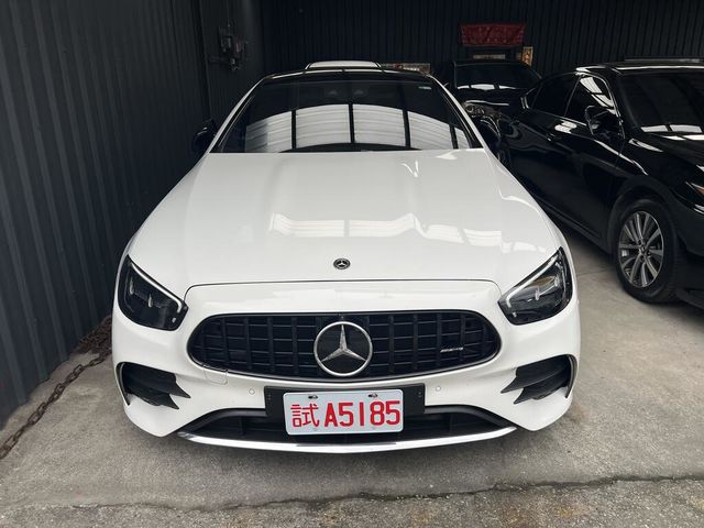 M-BENZ賓士 E300  第2張相片