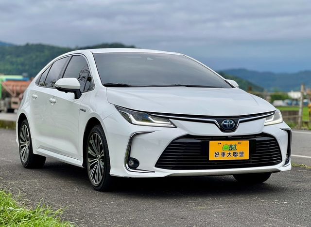 TOYOTA豐田 COROLLA ALTIS HYBRID  第1張相片
