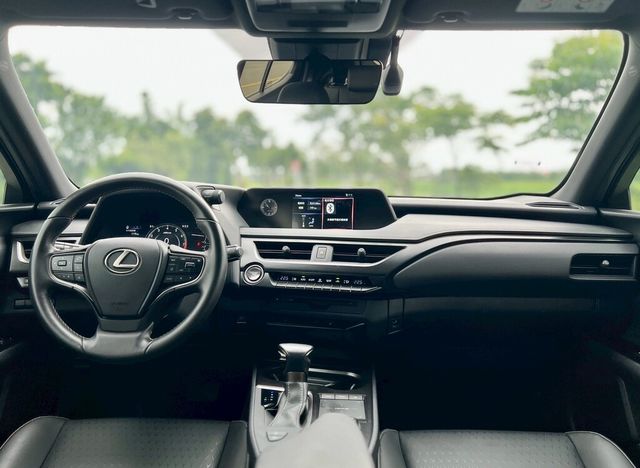 LEXUS凌志 UX200  第5張相片