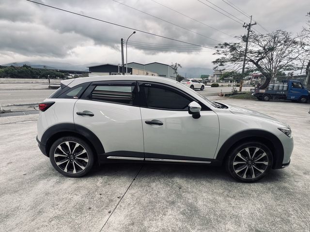 MAZDA馬自達 CX-3  第2張相片