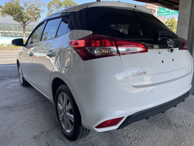 TOYOTA豐田 YARIS  第2張相片