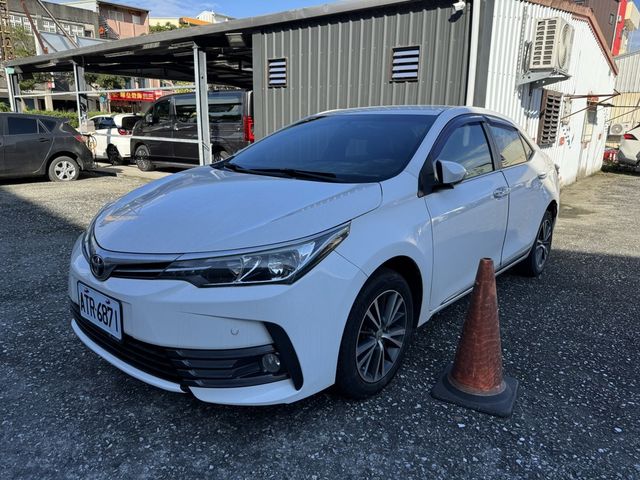 TOYOTA豐田 ALTIS  第1張相片