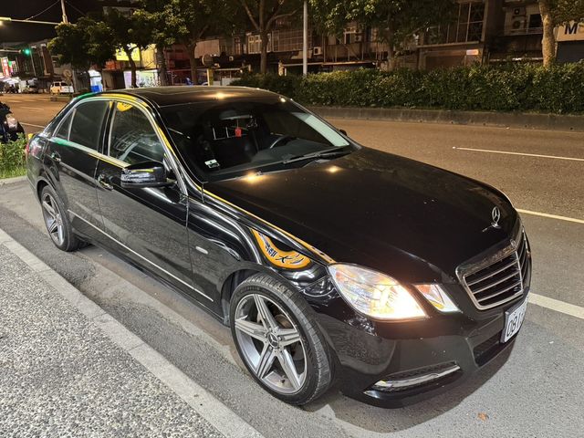 M-BENZ賓士 E200  第2張相片