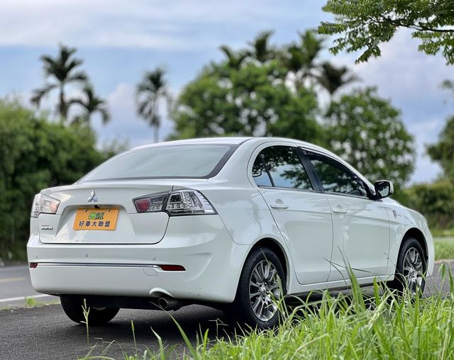 MITSUBISHI三菱 LANCER FORTIS  第2張相片