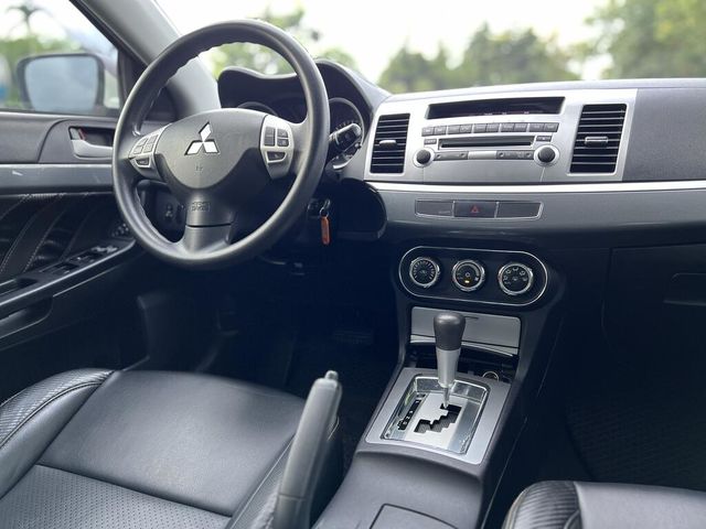 MITSUBISHI三菱 LANCER FORTIS  第8張相片
