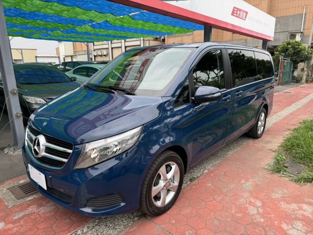 2016 V250D  2.2 柴油 八人座 稀有雙開電動門  認證車 低里程  第1張相片