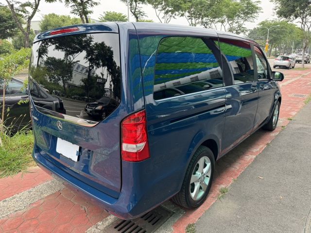 2016 V250D  2.2 柴油 八人座 稀有雙開電動門  認證車 低里程  第4張相片