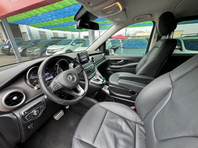 2016 V250D  2.2 柴油 八人座 稀有雙開電動門  認證車 低里程  第7張相片