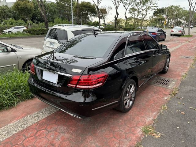 E250 小改款 天窗 快撥 安卓系統  第4張相片