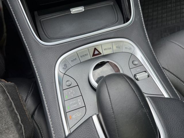 新車價550萬 認證車 里程保證 滿滿的配備 等您來鑑賞 高貴不貴  第12張相片