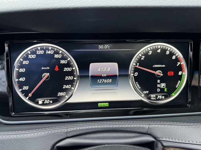 新車價550萬 認證車 里程保證 滿滿的配備 等您來鑑賞 高貴不貴  第14張相片