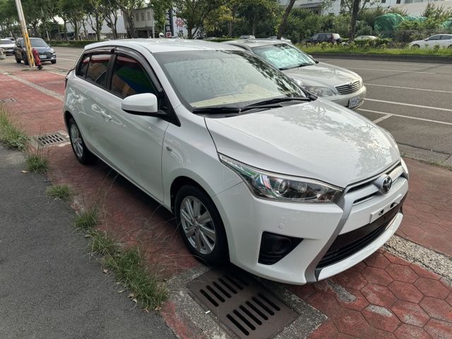 YARIS  第3張相片