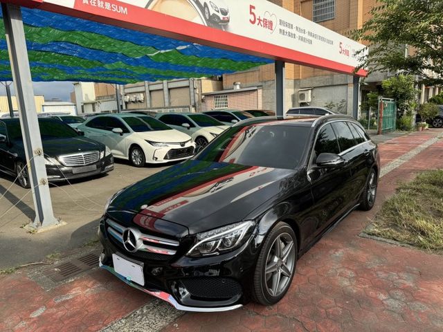 C250 稀有五門 原廠搭配 AMG套件 方向盤快撥換檔  第1張相片