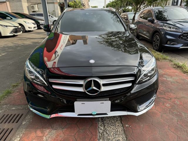 C250 稀有五門 原廠搭配 AMG套件 方向盤快撥換檔  第2張相片