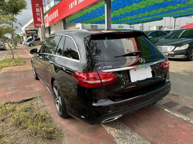 C250 稀有五門 原廠搭配 AMG套件 方向盤快撥換檔  第6張相片