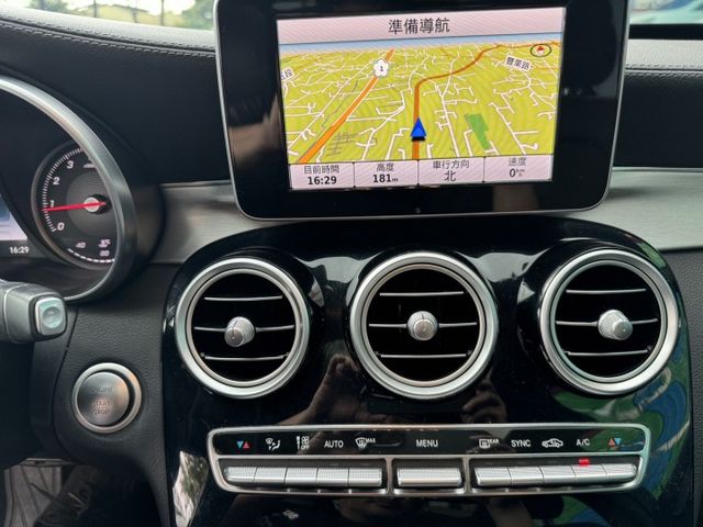 C250 稀有五門 原廠搭配 AMG套件 方向盤快撥換檔  第11張相片
