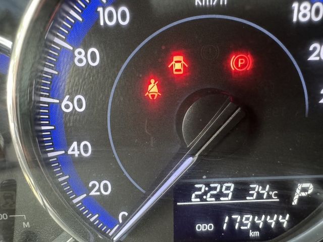 YARIS  第10張相片
