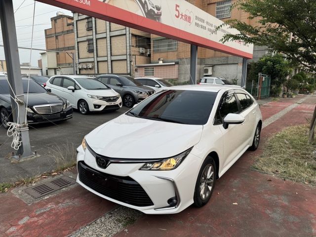 免鑰匙 一鍵啟動 acc 車道置中 緊急停煞 倒車顯影  第1張相片