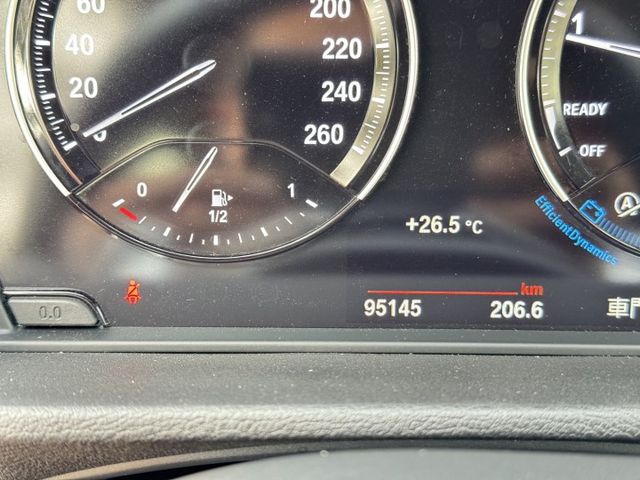 BMW X1 sDrive20I 漂亮認證車  領航版 IKEY 抬顯 全景天窗 電動座椅 雙區恆溫 倒車顯影 電尾門  第13張相片