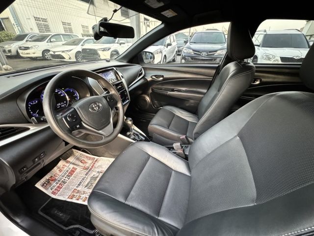 罕見 S 版 一鍵啟動 摸門開關 恆溫空調 防滑系統  第7張相片