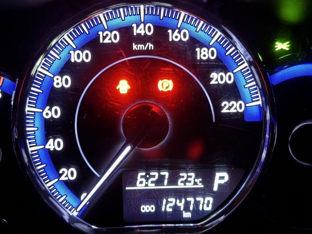 罕見 S 版 一鍵啟動 摸門開關 恆溫空調 防滑系統  第11張相片