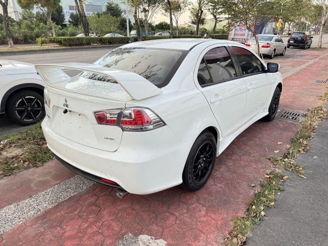 FORTIS IO 版 里程僅跑14萬 原版認證車 代步最佳首選  第4張相片