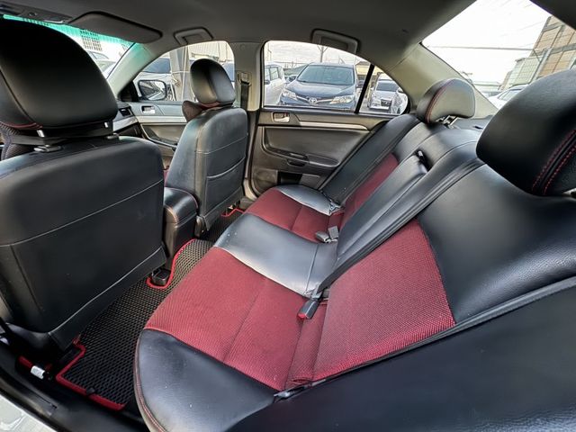 FORTIS IO 版 里程僅跑14萬 原版認證車 代步最佳首選  第8張相片