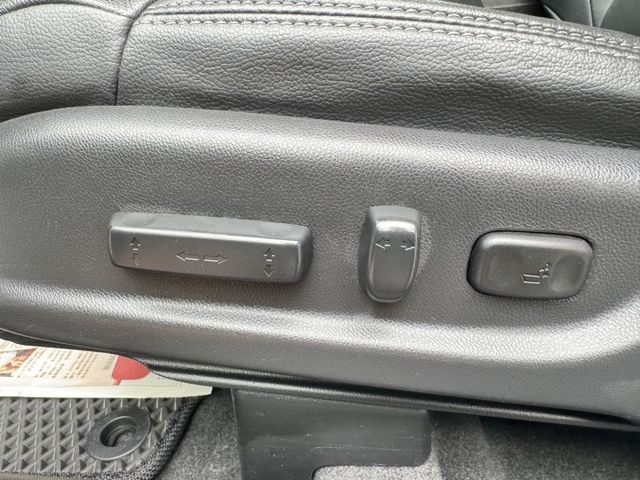 2.4cc  頂級s版 天窗 快撥  第9張相片