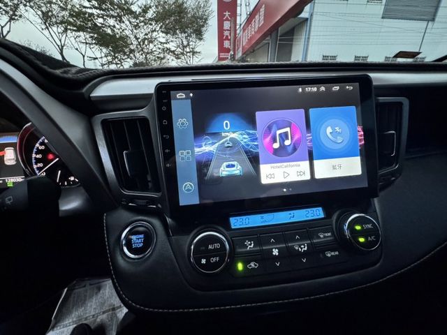 小改款 免鑰啟動 恆溫 電動椅 豐田休旅神車 高保值 高妥善率 休旅最佳選擇  第11張相片